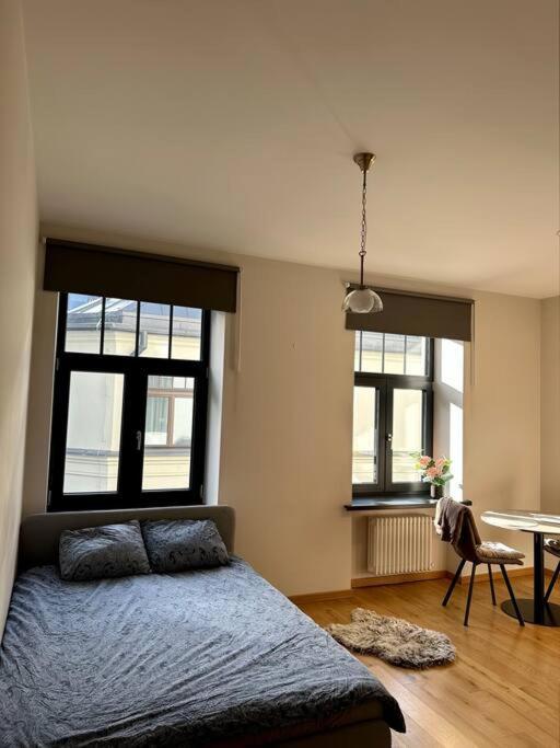 Modern Central Apartment Riga Retreat 外观 照片